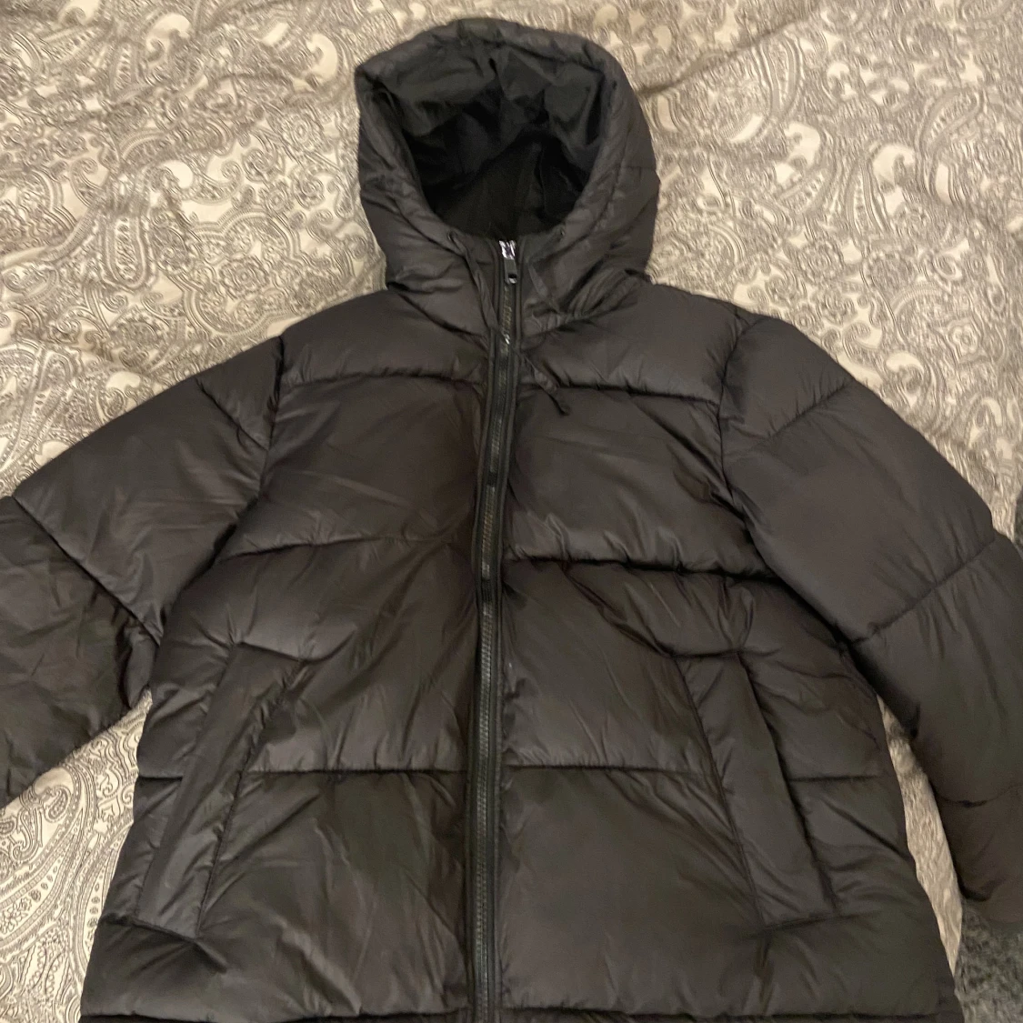 Svart vinterjacka  - 90