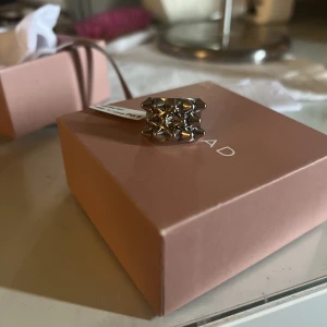 Edblad ring  - Säljer min Edblad ring! Säljer för att jag fick två❤️ om man vill ha fler bilder eller har några funderingar skriv privat! 