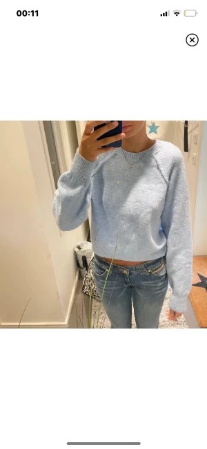 Blå tröja - Sååå fin!! I nyskick