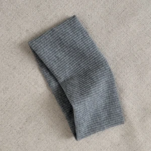 Grå hårband - Mjukt och tjockt hårband med mått 9x20cm