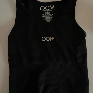 Träningslinne drop of mindfullness - Träningslinne från märket drop of mindfullness. Storlek xs. Använt 2 gånger