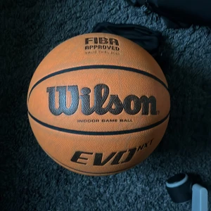 wilson evo nxt - väldigt skön boll