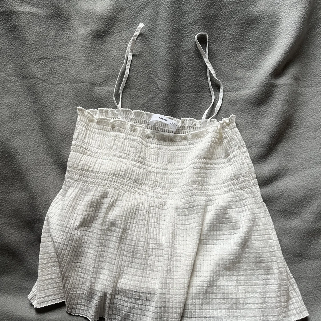 Vitt ribbat linne från mango  - 91