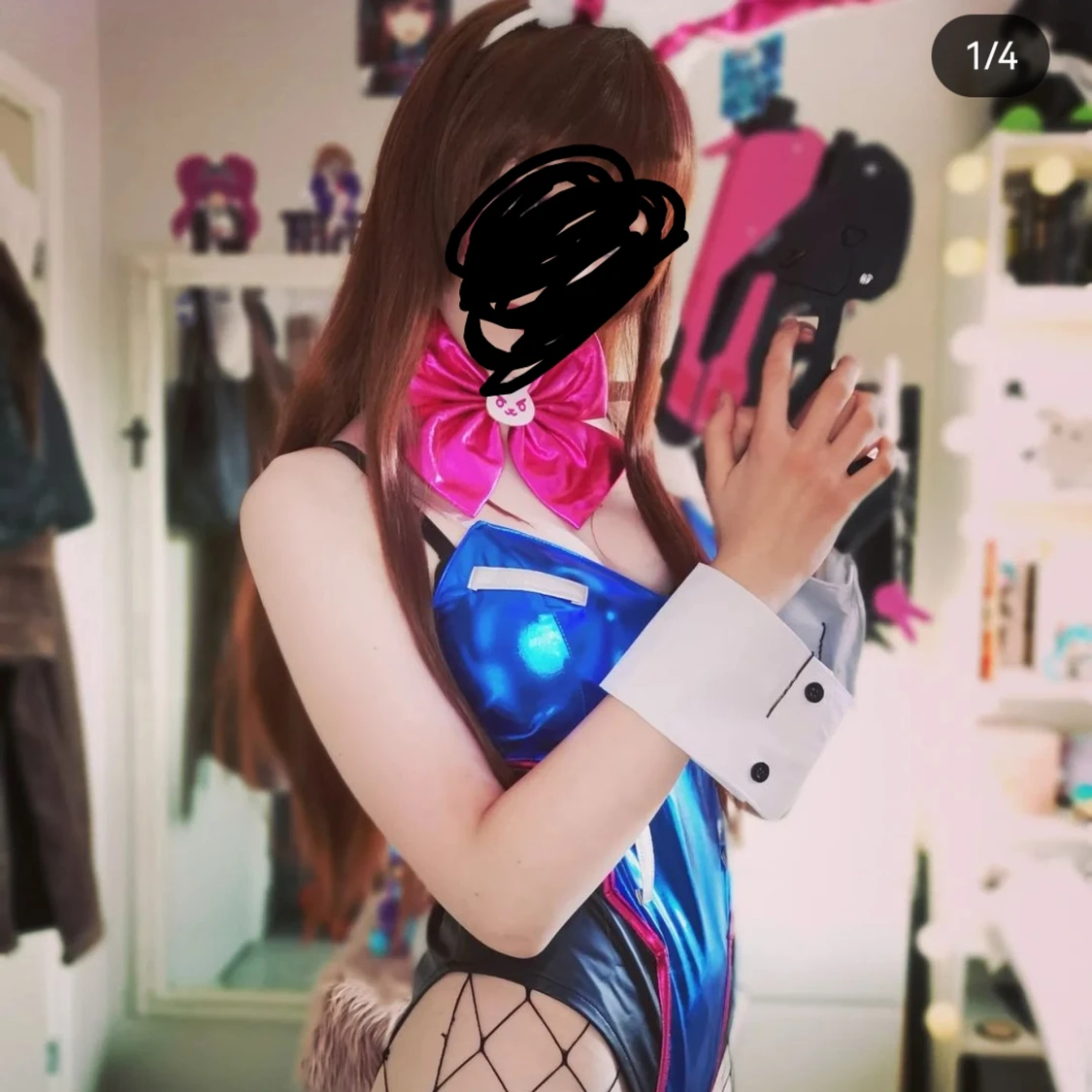 Dva bunny suit