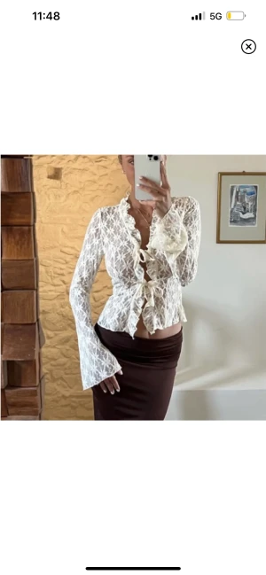 VENDERBYS SPETSTOPP - Säljer denna fina venderbys spets topp i strl xs/s💕