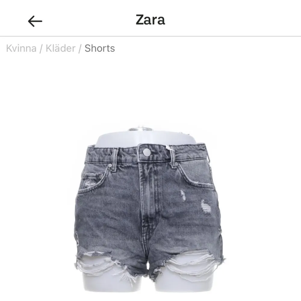 Jättesnygga zara shorts som är perfekta för sommaren. Bara använda en gång så nyskick. Skriv till mig för att köpa💓. Shorts.