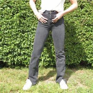 Jeans  - Jeans från Pull&Bear, hör av er vid frågor ❤️