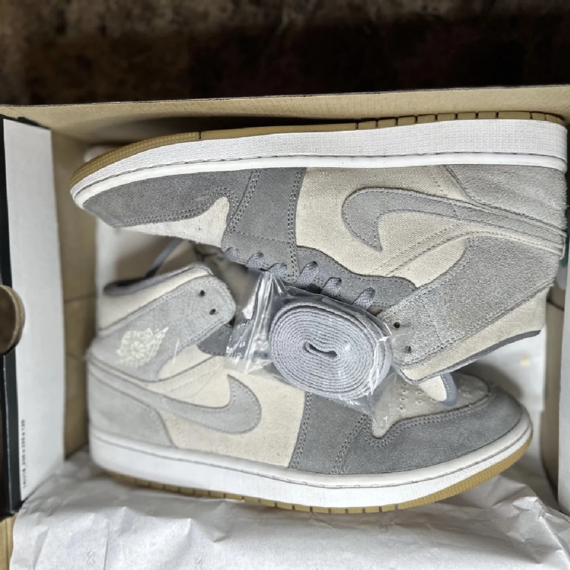 Jordan 1 Mid coconut milk particle grey - 91