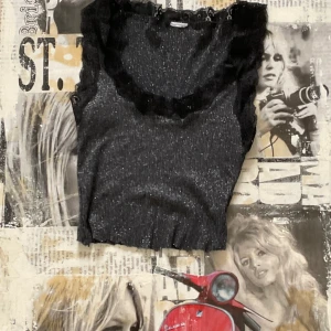 Linne med svart spets - Ett cropt linne med spets