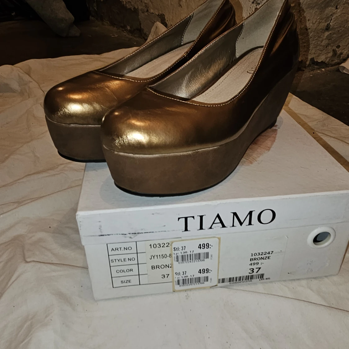 Fest klackar/sanadaler brunaä