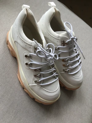 Nya Daddy Shoes - Nya daddy shoes från Koi footwear!