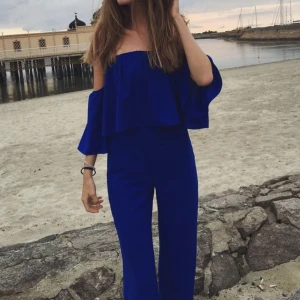 BLUE JUMPSUIT - Straight but Flared ends. 34/XS Quite special and unique from 2015/2016. Thick and heavy ; good quality.