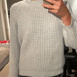 Skön och fin sweater från lager 157. Använd fåtal gånger. 