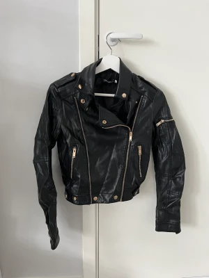 Skinnjacka - Bra skick, uppskattad storlek