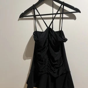 Linne  - Jätte gullig topp i helt nytt skick 😁