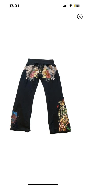 Söker - Söker ed Hardy byxor