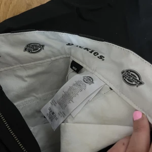 Dickies byxor - Dickies chinos byxor i nyskick🫶🏻