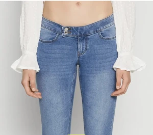 Jeans  - Köpt från Zalando 🫶🏼
