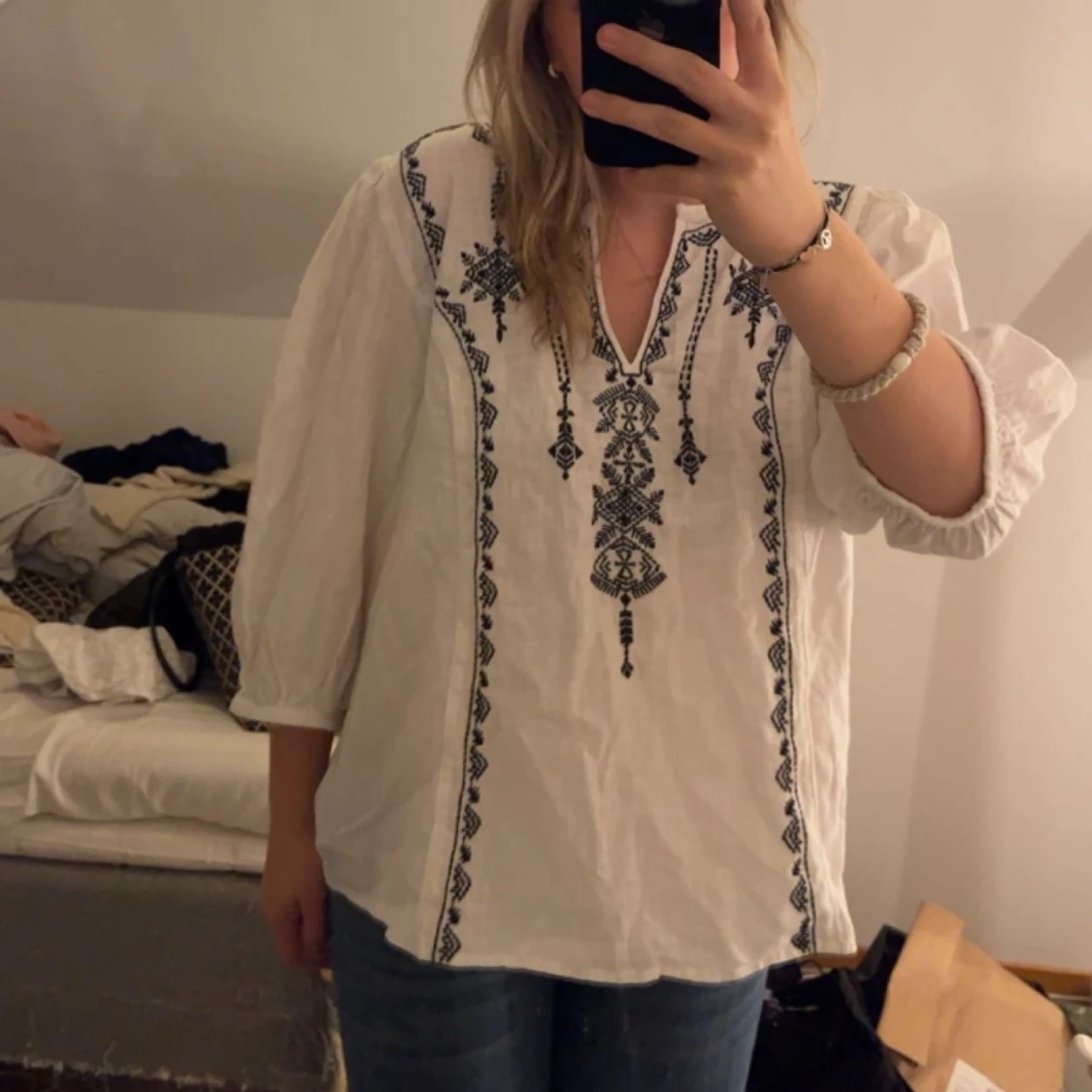 Söt broderad trekvartströja - 90