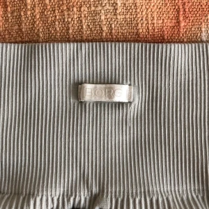 Träningstights - Fina tights från Björn Borg i storlek S i gott skick!