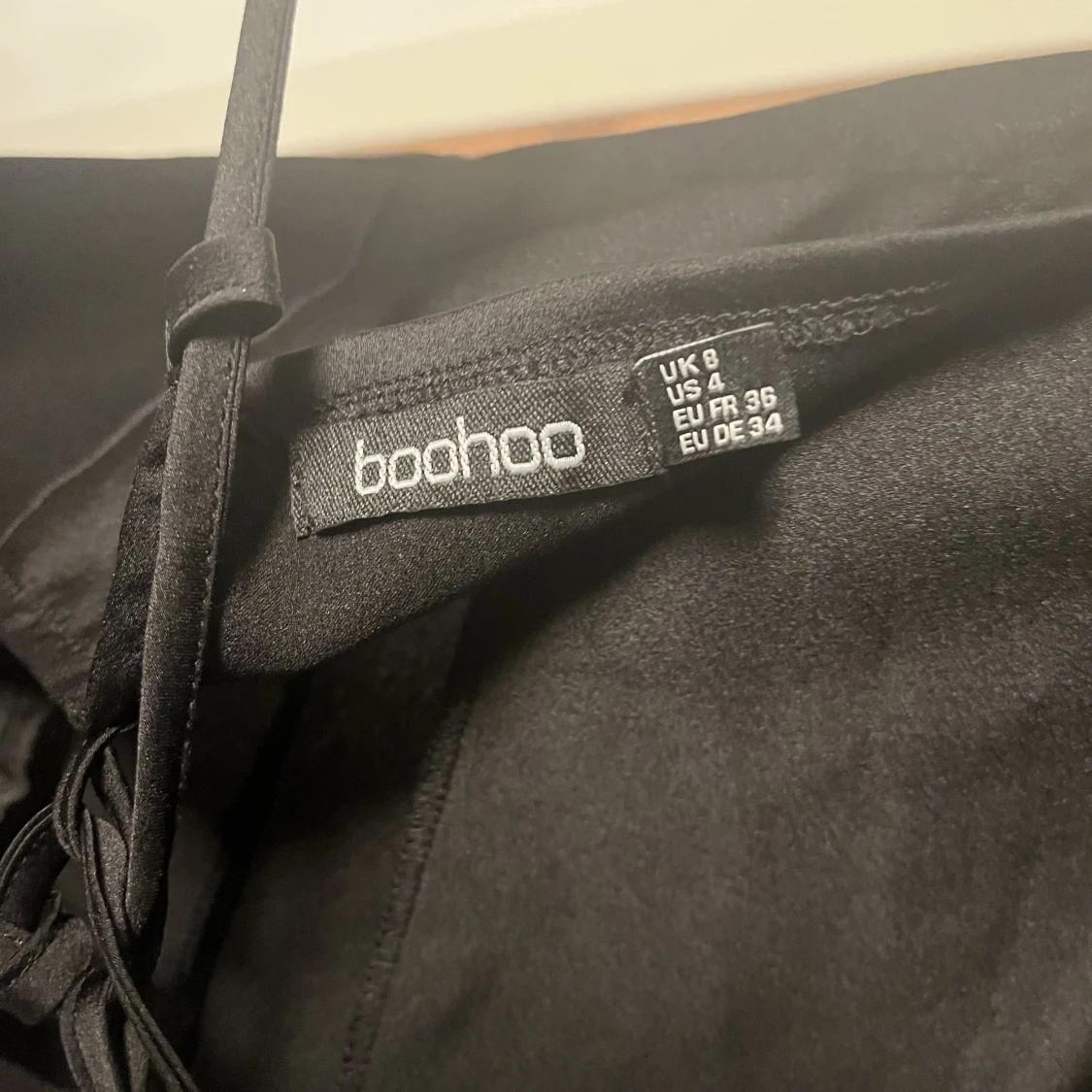 Miniklänning i satin