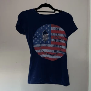Jätte fin - Jättefin T-shirt aldrig använd men prislapp tyvär borttagen 