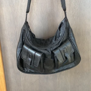 Väska - Jätte fin väska!💕 tveka inte om du har någon fråga!💗 (pris går att diskutera)