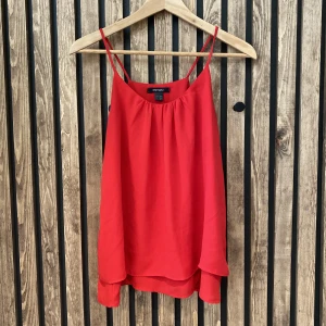 Esmara linne st.S - Säljer ett linne från Esmara i storlek S. Det är aldrig använt. 