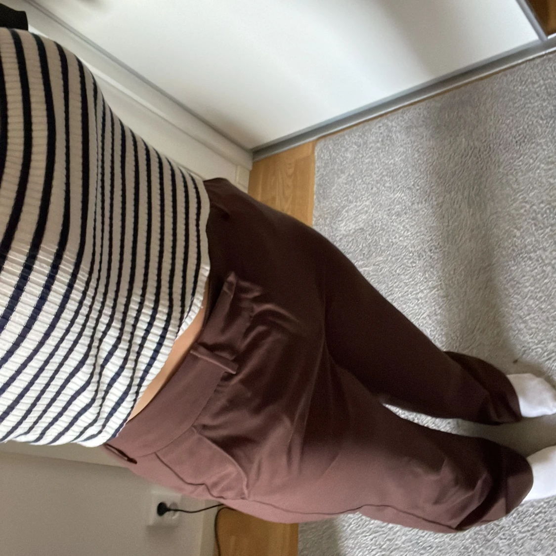 Bruna kostymbyxor - 90