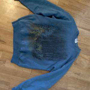 Twilight esc crewneck med nice print 