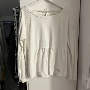 Odd Molly - En odd Molly tröja i storlek L. Nyskick. Köparen står för frakt💕