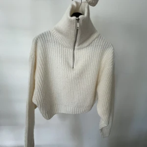 Stickad tröja  - Snygg