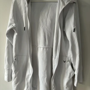 Vit hoodie - Lång hoodie 