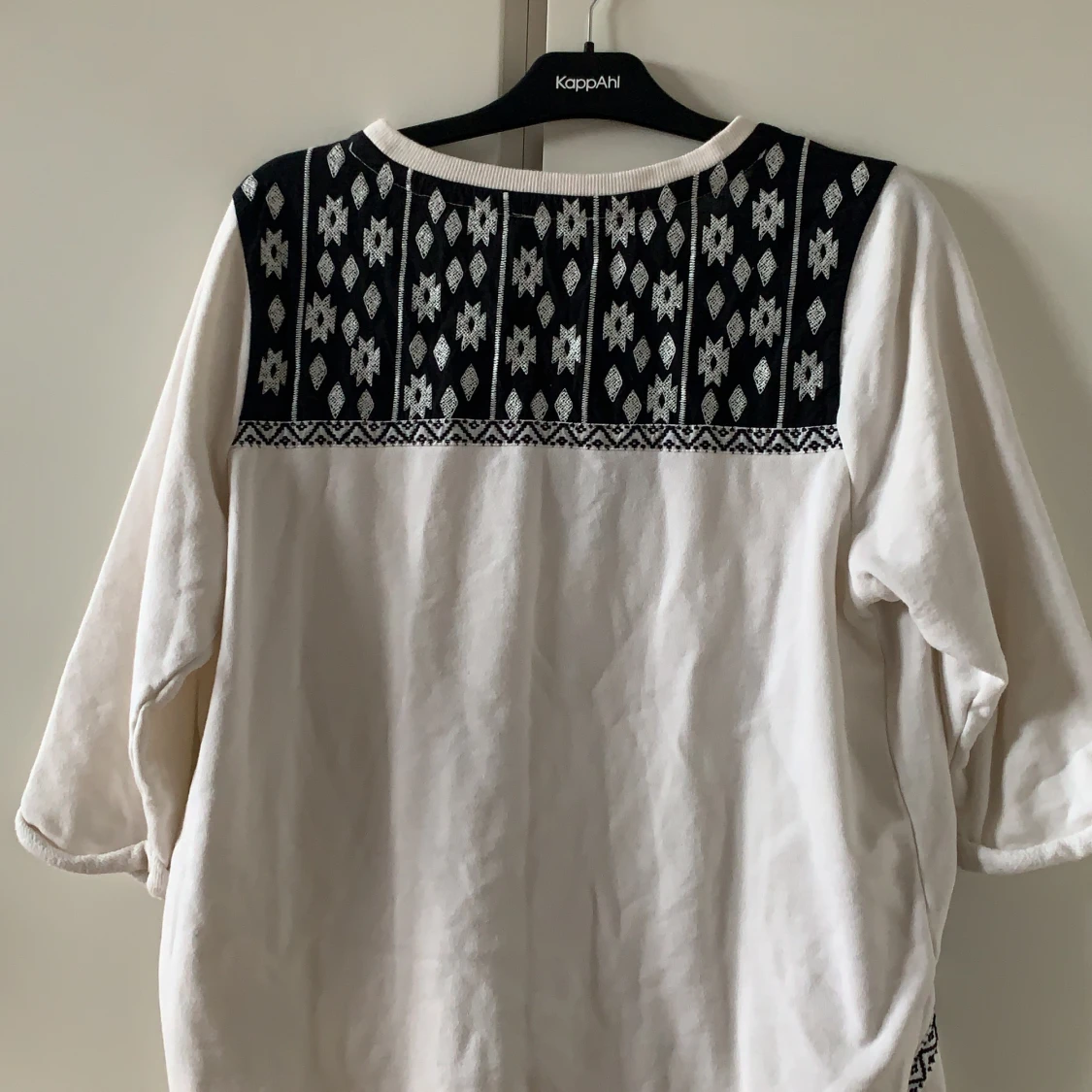 Tjocktröja med häftigt mönster - 91