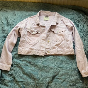 Jeans jacka - Bra skick:)