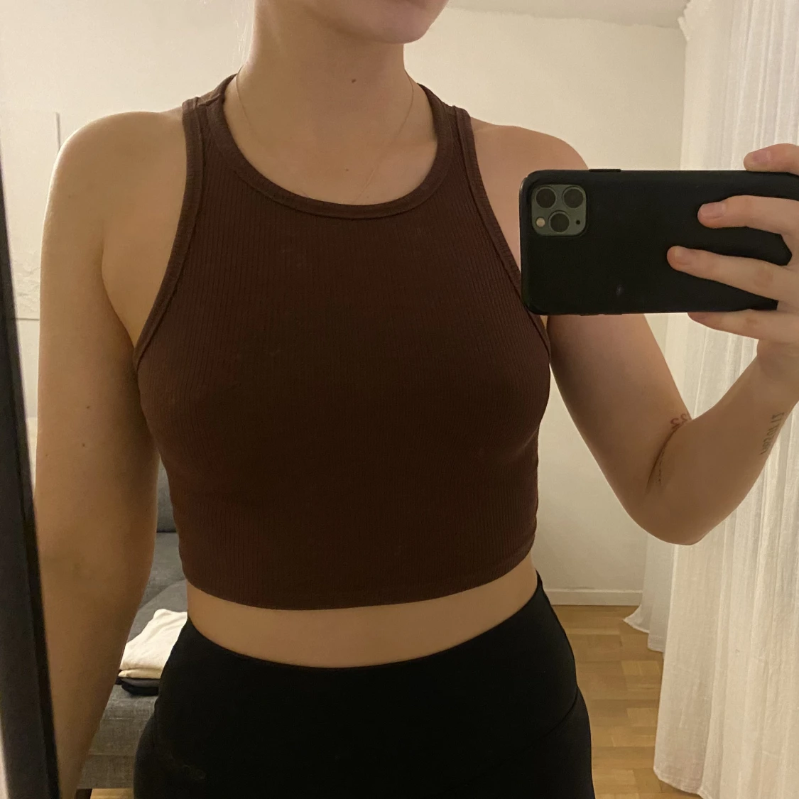 Ribbad crop top - 90