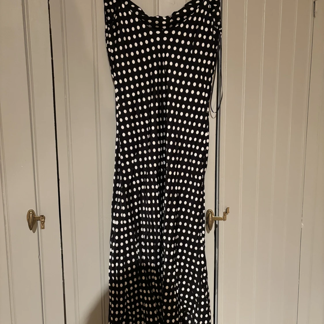 Prickig klönning - 90