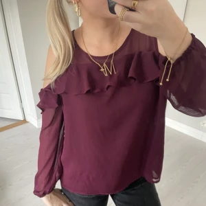 Röd blus  - Super cool💓💓