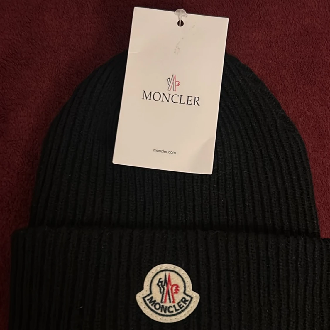 Moncler mössa - 90