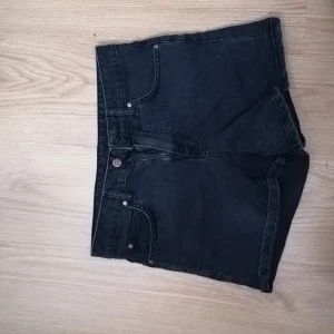 Shorts  - Dom kommer inte till användning längere 💗