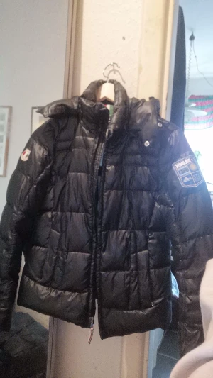 Dolomite vinterjacka  - Dolomite vinterjacka i fint skick storlek Xs. 