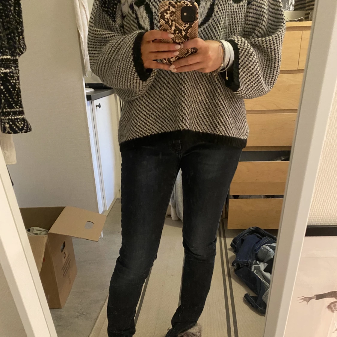 Låga Mörk Blåa Jeans från Won Hundred 