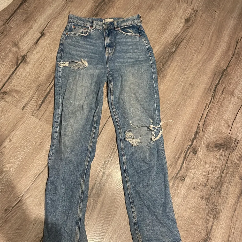 Blåa jeans från Gina💕. Jeans & Byxor.