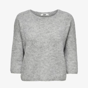 JDY tröja - Säljer denna slutsålda trekvartärmade tröja från JDY🤍 använd typ 5 gånger så nästan i nyskick! Köptes för 299kr🤍 köp direkt för 400kr +frakt