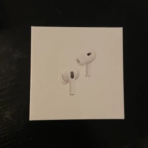 Air Pods pro  - Air pods pro  Inte äkta men bra för priset