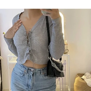 Tröja  - Snygg topp/tröja 