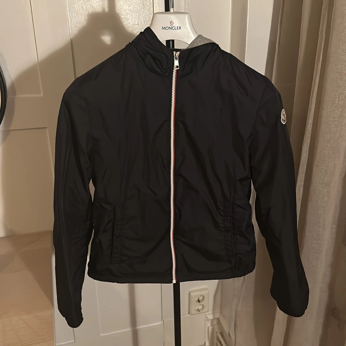 Moncler jacka - 90