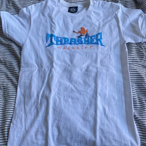 Trasher t-shirt - Bra sick säljs för den inte kommer till så mycket användning skriv för mer bilder eller frågor!😊