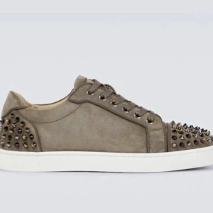 Söker dessa  - Söker dessa i 43-45 kan betala upp till 4500 men beroende på skick 