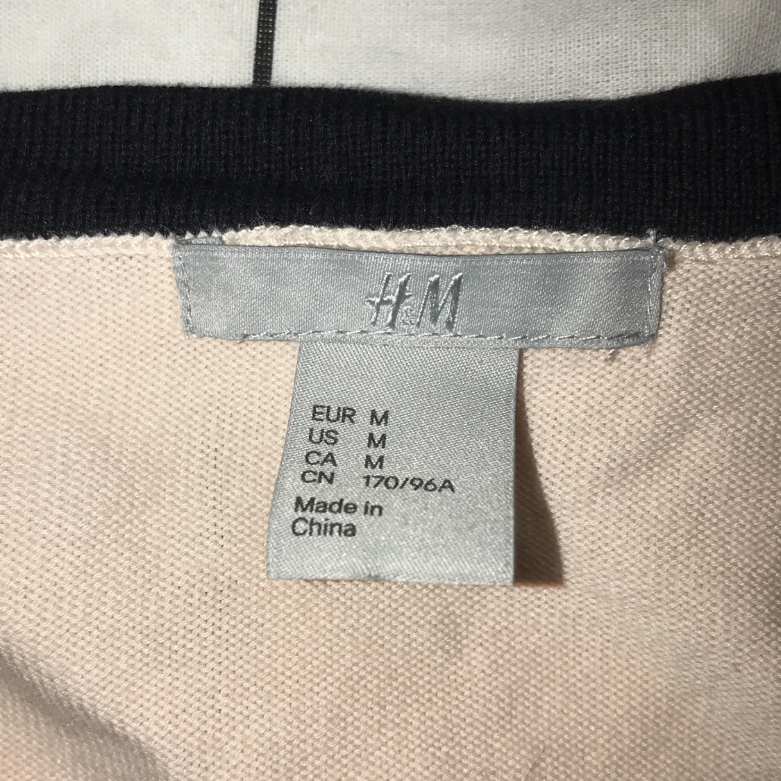 Söt kofta med rosettfickor 🎀  - 91